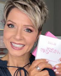 DOLL 10 x Sharalee's Box of Chocolates 😍🙌 MY TRUE BEAUTY TALC-FREE  EYESHADOW PALETTE!🌸💗 SHOP HERE: https://go.shopmy.us/p-14107979 We've  been working with Sharalee for years & always LOVED her authenticity & her  genuine