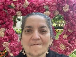 Esther Salgado's Instagram, Twitter & Facebook