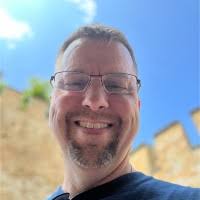 100+ "Hüss" profiles