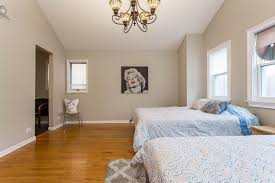 Situated in chicago, 0.9 miles from north avenue beach and 0.9 miles from 360 chicago, level chicago old town features accommodation with free wifi, air conditioning bedroom 1: Old Town Gold Coast Elegant 4 Br 4 Bath Home Free Parking Breakfast Backyard Walk Everywhere Chicago Updated 2021 Prices