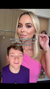 sending so much love to my fav miami housewife 🫶 #rhom #drnicolemartin  #nicolemartin #realhousewives #miami #adrianademoura #lisahochstein  #larsapippen #marysolpatton #bravotv #realitytv #andycohen ...