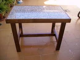 Un Banco De Jardin De Una Tentacion Granite Wood Home Decor