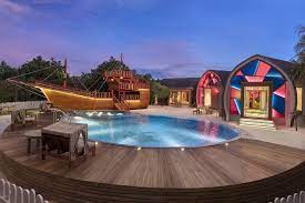 Family Friendly Resorts In Maldives Jw Marriott Maldives Resort Spa Maldives Resort Resort Spa Resort