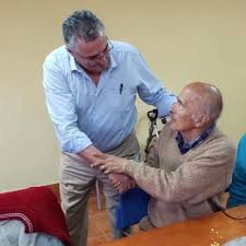 El senador del partido demócrata cristiano, jorge pizarro, presentó una denuncia ante la policía de investigaciones (pdi), por la difusión de . Jorge Pizarro Soto Pizarrosenador Twitter