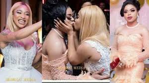 Naija's bad gal tonto 'poko' dikeh turned 28 last weekend and partied up @cokobar in london. Bobrisky And Tonto Dikeh Share Passionate Kiss In Tonto S Birthday Party Photo Akpraise