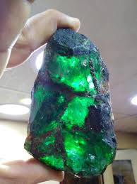 Finest Emerald From The Kagem Gem Mine Stones And Crystals Minerals And Gemstones Gem Mining