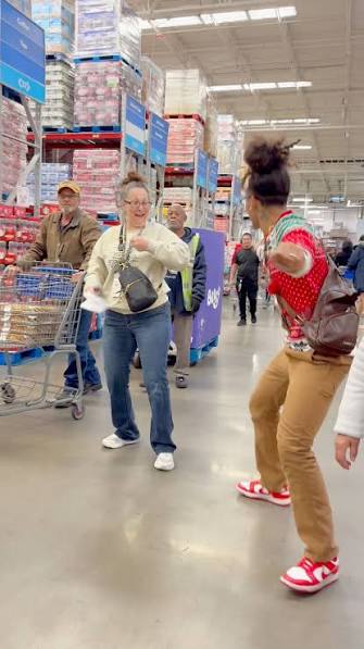 Who works Sam's Club & Walmart and wants me to come and show love ?❤️ #teian #tgvng | Eian Rivera | Facebook