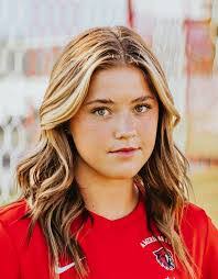 Chelsie Johnson's Instagram, Twitter & Facebook