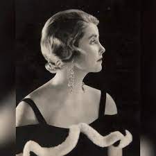 Pin By Ronnie London On Social Register High Society Barbara Iconic Women