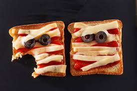 13 Idees De Plats Pour L Halloween Recette Halloween Apero Plat Halloween Repas Halloween Facile
