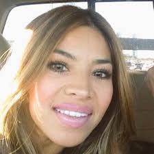 Stephanie Mesa's Instagram, Twitter & Facebook