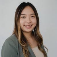 Gia Lee's Instagram, Twitter & Facebook