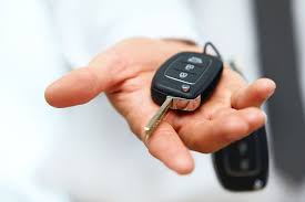 Get Back On The Road With A Gator Locksmith We Service Keys And Fobs For All Vehicles Fast Give Us A Call Toda Car Key Replacement Key Replacement Car Buying