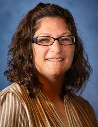 Leslie Somerville's Instagram, Twitter & Facebook