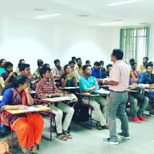 Psyec Students Attending E Leader Training Program Organised By Edii Tamilnadu At Thiagarajar College Of Engineering Ediitam Training Programs Student Train