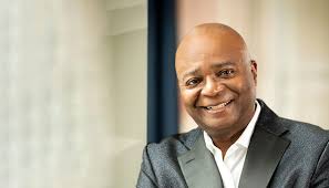 Bruce Henry's Instagram, Twitter & Facebook