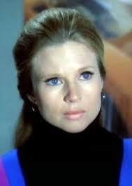 Gloria Vickers's Instagram, Twitter & Facebook