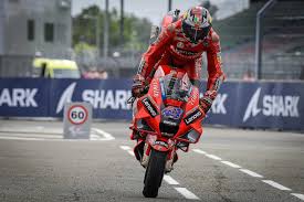 Miller y morbidelli, subcampeón del mundo, completan un podio con tres pilotos. Jack Miller Takes Le Mans Motogp In Difficult Conditions Newsopener