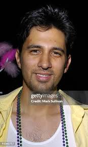 23 Photos & High Res Pictures