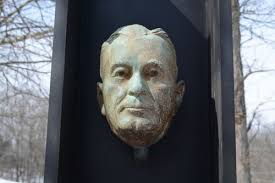 Quintin G. Noblitt Memorial in Columbus, IN