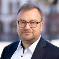 500+ 'Tegethoff' profiles