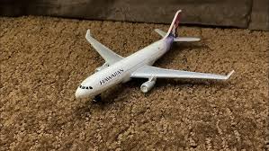 Unboxing the Delta Airbus a350 by Daron