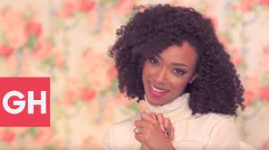 In cbs all access's star trek: The Walking Dead S Sonequa Martin Green Is Serving Hair And Style In This Gorgeous Photo Shoot Bglh Marketplace