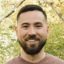 Daniel Richart's Instagram, Twitter & Facebook