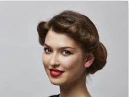 Interesting contrast between 1893 corset and 1830s hairstyle