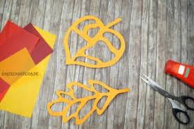 Fensterdeko aus eisstielen im herbst. Fensterbild Basteln Schritt Fur Schritt Bastelnmitkids