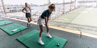 Casual chique golf attire golf tips for beginners. Lpga Pro Michelle Wie Gives A Golf Lesson Playbook