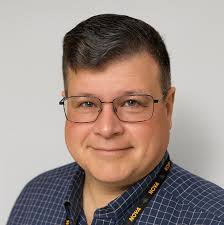 Car accident in Leesburg downtown area sparks discussion