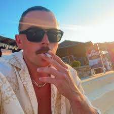 Ryan Kuper's Instagram, Twitter & Facebook