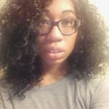 Julee Harris's Instagram, Twitter & Facebook