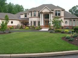 Is It Better To Sell Your Framingham Ma Home By Owner Cheap Landscaping Ideas Best Exterior House Paint Home Landscaping