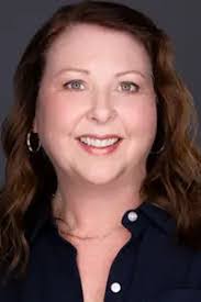 Kellie Lowry's Instagram, Twitter & Facebook