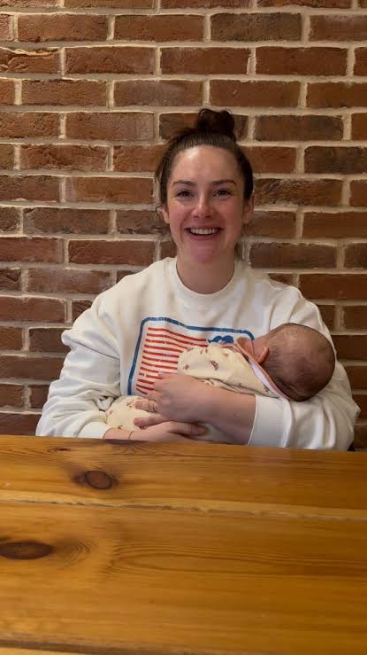 Emmerdale's Isabel Hodgins in tears after being rushed to urgent care on  Bank Holiday for postpartum complications