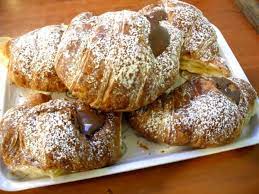 Learn about the real, traditional 'cornetto experience' and its worldwide variations. Obligatory Italian Breakfast Cornetti Alla Nutella Food Cornetto Recipe Italian Bakery