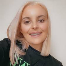 Caroline Barber (@CarolinebBarber)