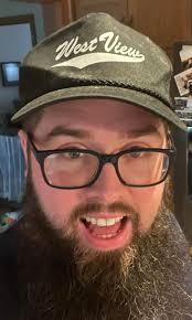 I've noticed postings in this group occasionally mention eating lunch at  Westview. I attended Westview from 1957 through 1963, however I have no  memory of a lunchroom or cafeteria in the building.