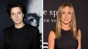 Наиболее известен по ролям бена геллера в телесериале «друзья». Bei Friends Dreh Cole Sprouse Stand Auf Jennifer Aniston Promiflash De
