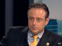 Belgium's superstar virologist battles the extreme right. Bart De Wever Confederalism Is Coming Nieuw Vlaamse Alliantie N Va