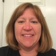 Dena Porter's Instagram, Twitter & Facebook