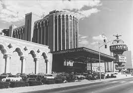 Elvis marries priscilla at the aladdin hotel in las vegas. Elvis And Priscilla Presley S Las Vegas Wedding Everything You Need To Know Vogue