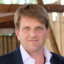 Watch Resistance Fighters