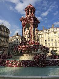 Top 10 Things To Do In Lyon France Source Laviepartagee Com Lyon France France Travel France