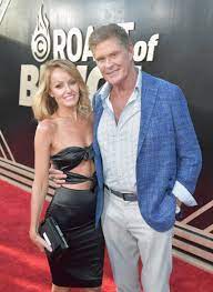 Rtl holt david hasselhoff zurück ins deutsche fernsehen. David Hasselhoff Und Hayley Roberts Haben Geheiratet