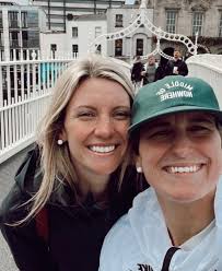 Découvrez 13 photos de la conjointe de Marie-Philip Poulin avant En direct  de l'univers