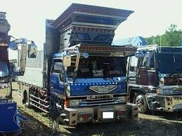 名車の面影 名車 デコトラ キャンター