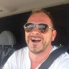 Who is responsible for fixing a water leak between the meter and the house  in St Cloud?